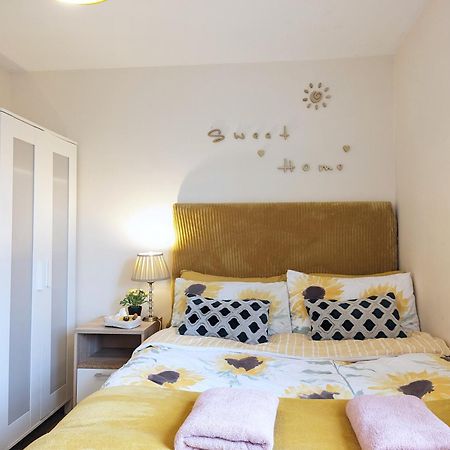 City Centre Vintage Theme Guest Rooms Free Parkin ลิเวอร์พูล ภายนอก รูปภาพ