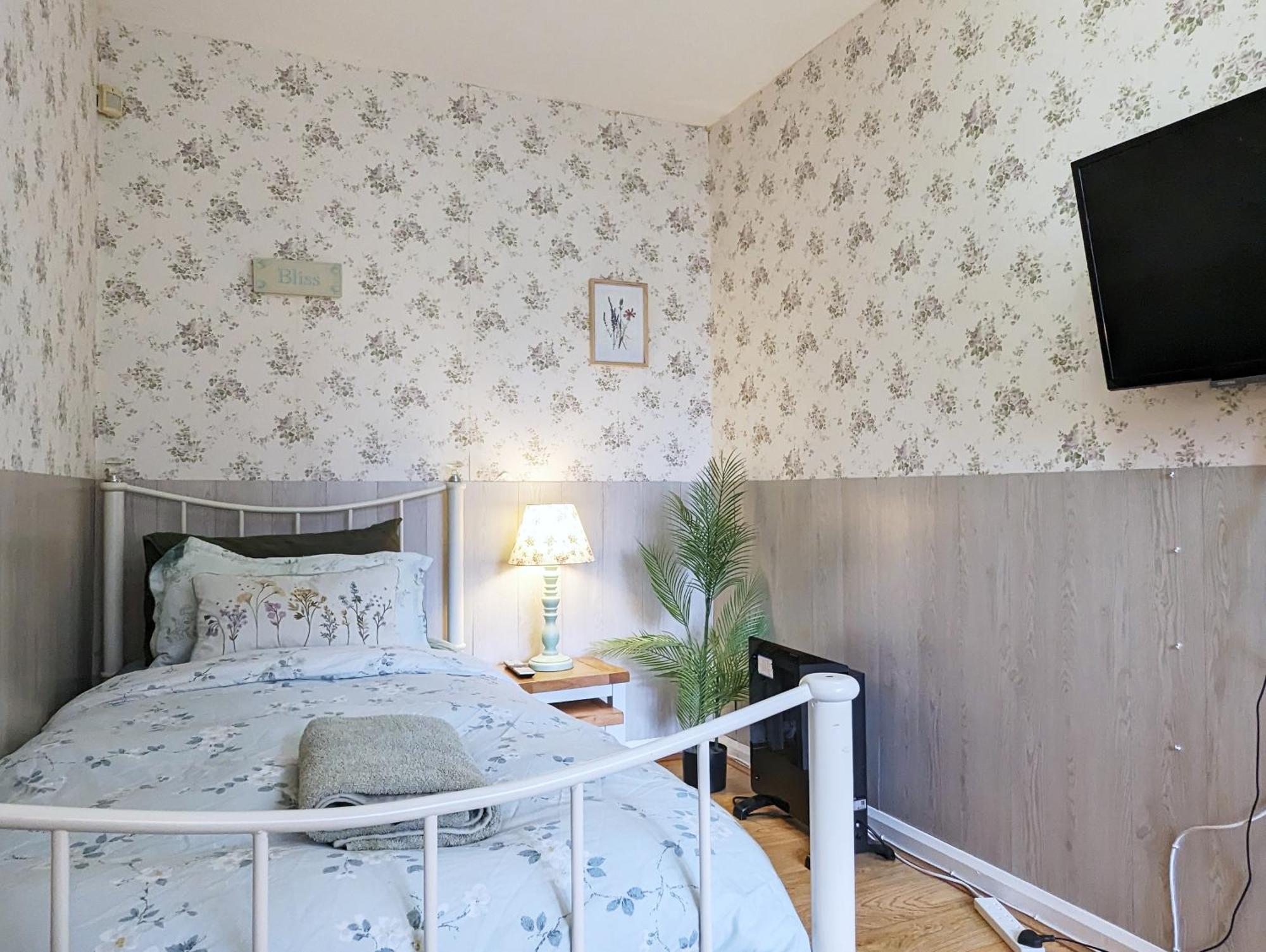 City Centre Vintage Theme Guest Rooms Free Parkin ลิเวอร์พูล ภายนอก รูปภาพ