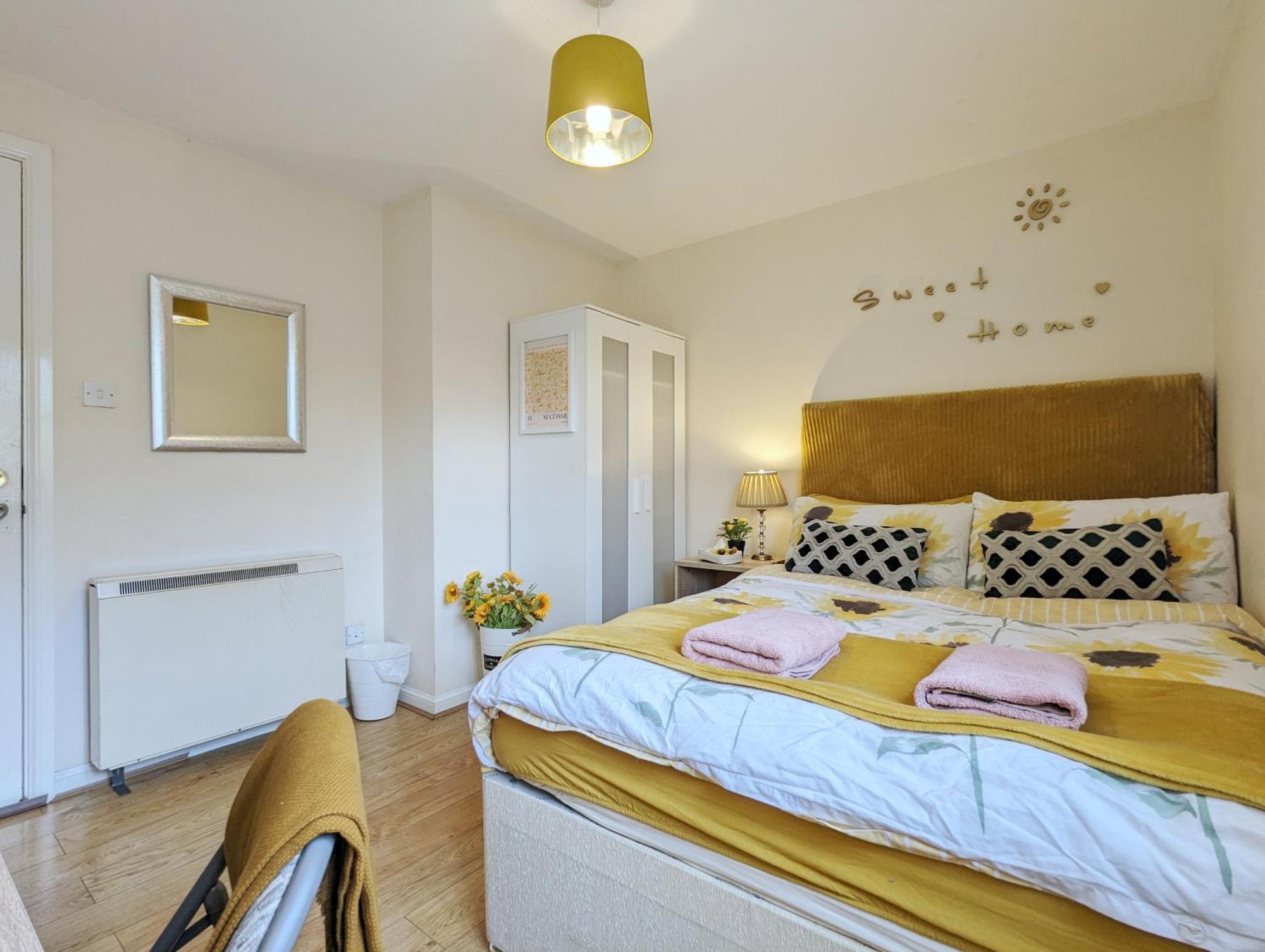 City Centre Vintage Theme Guest Rooms Free Parkin ลิเวอร์พูล ภายนอก รูปภาพ